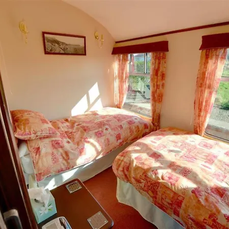 Holiday home Holiday Oscar Railway Carriage